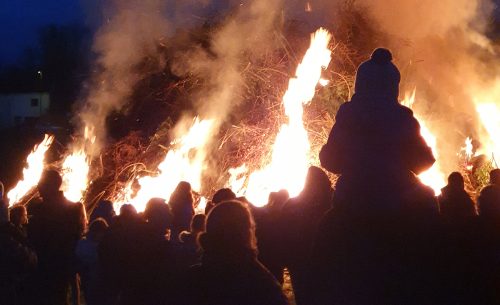 Grand feu enfant